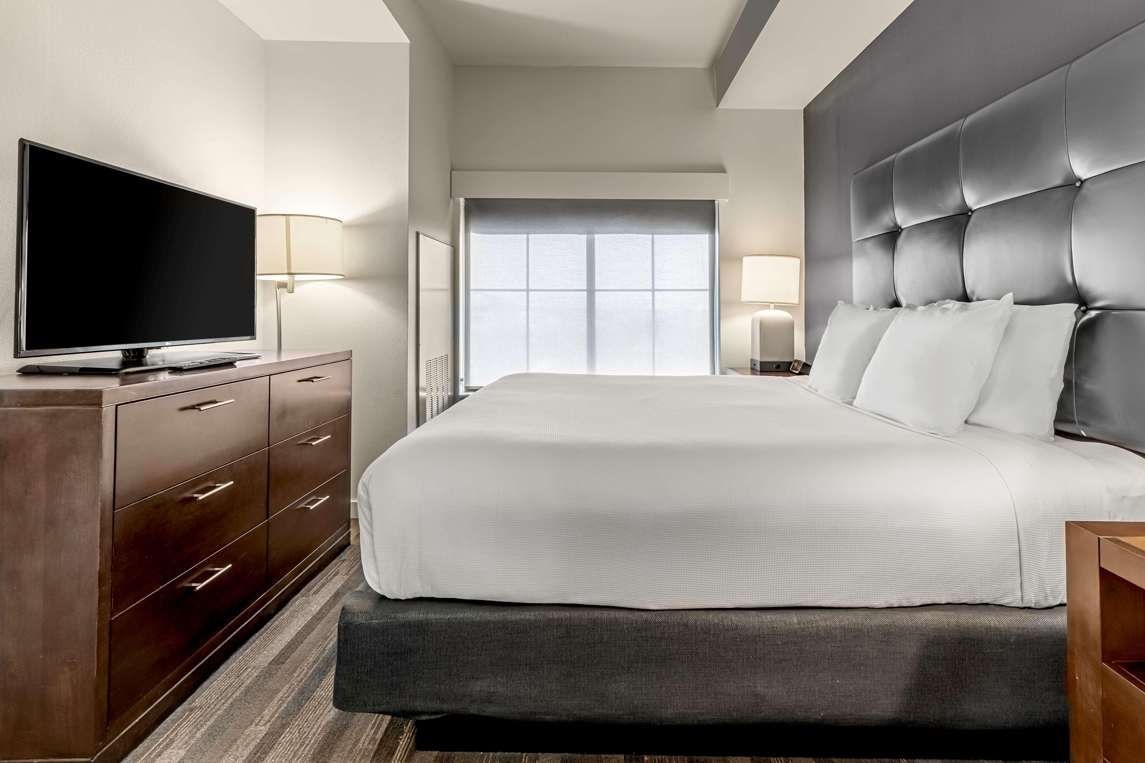 Hyatt House Richmond - Hotel