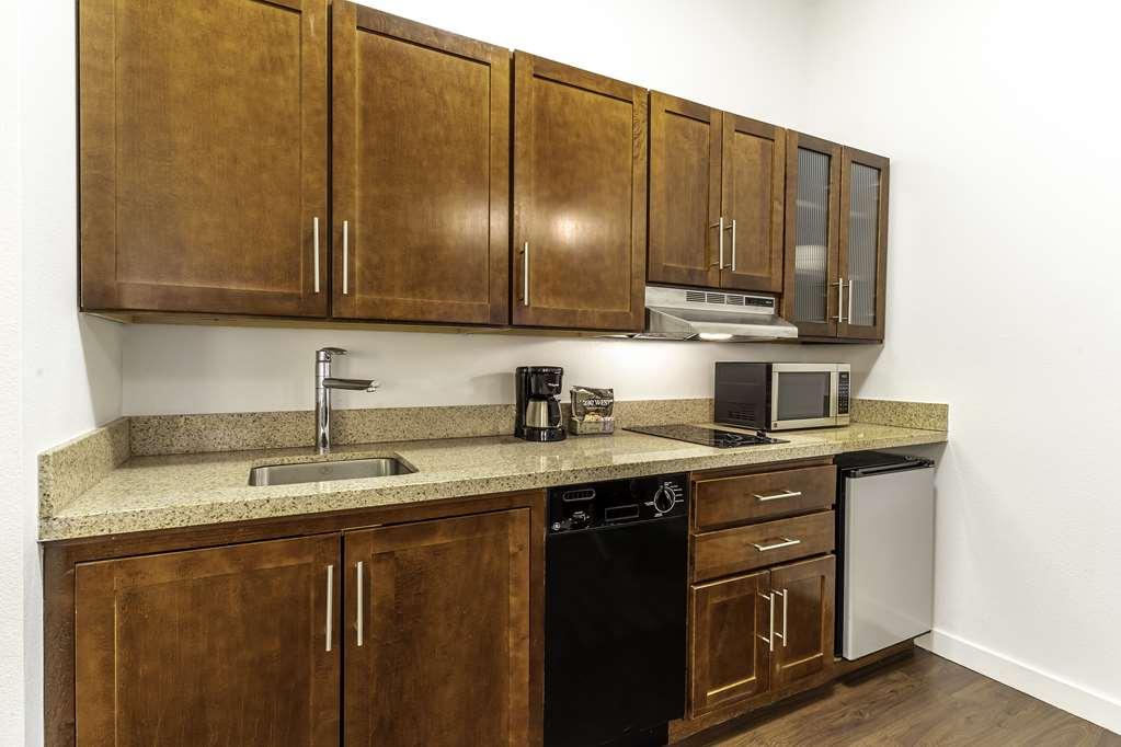 Hyatt House Richmond - Short Pump