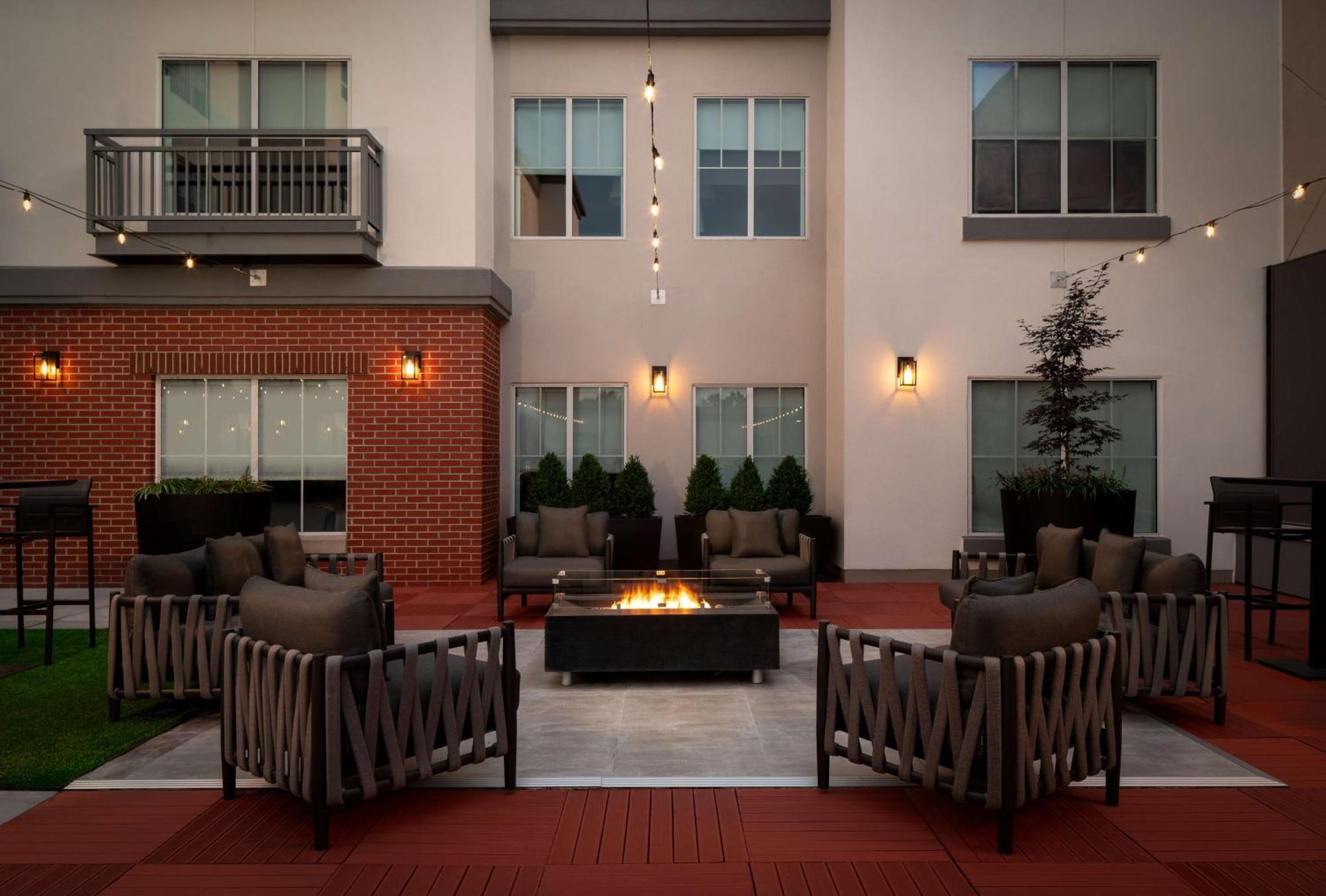 Hyatt House Richmond - 3*